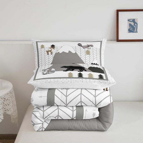 Boys Gamepad King Size Comforter Set Kids Honeycomb Geometry Decor All Season Bedding Set for Girls Teens Reversible Gaming Video Games Comforter Green and Blue Decor Quilt Set Bedroom Collection 3Pcs - Image 22
